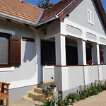 Kalium Vendeghaz 公寓 Mindszentkálla