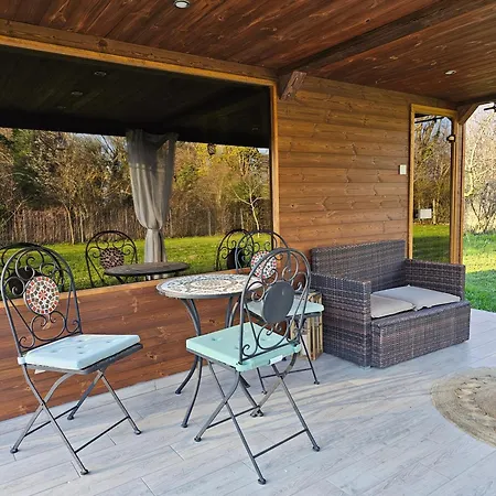 Appartement Kalium Vendeghaz *